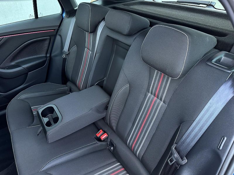 Škoda Scala 1.5TSi Monte Carlo 150PS KAMER - fotka 28 z 33