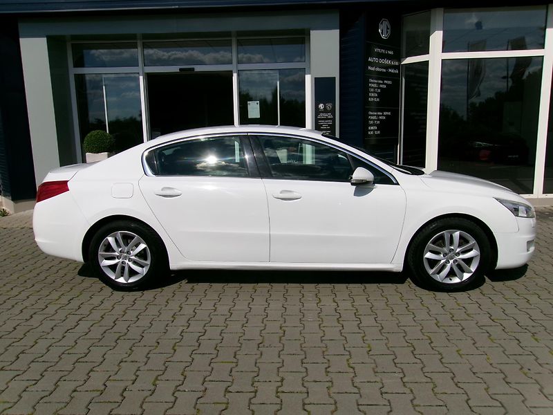 Peugeot 508 2.0 HDI sedan - fotka 4 z 17