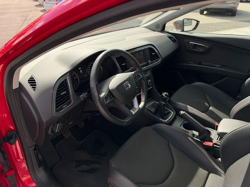 Seat Leon (2014) FR 1.4 TSI 90kW EA211 - fotka 11 z 39