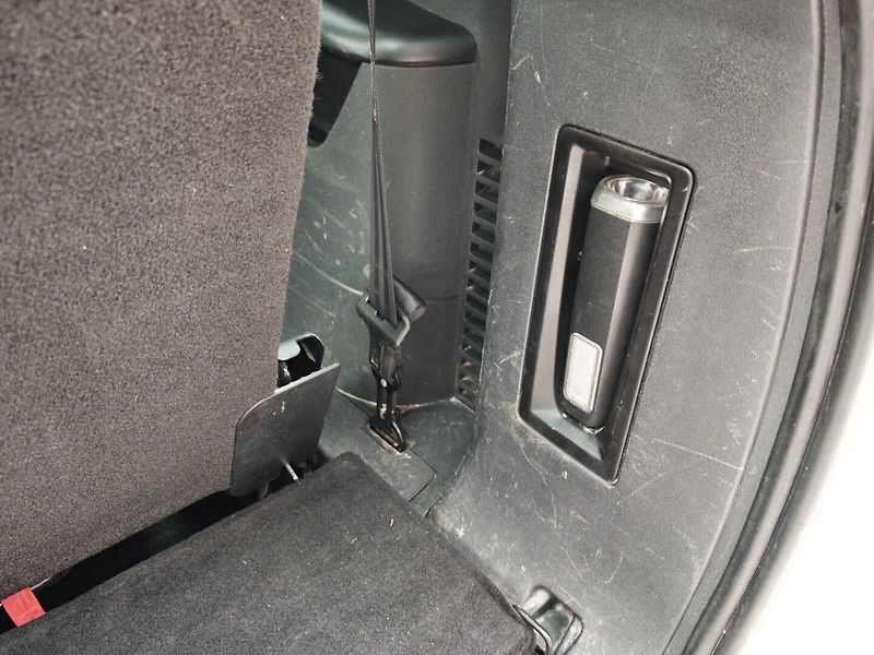 Citroën Grand C4 Picasso (2009) 1,6 TDI 80 KW 7Míst - fotka 10 z 32