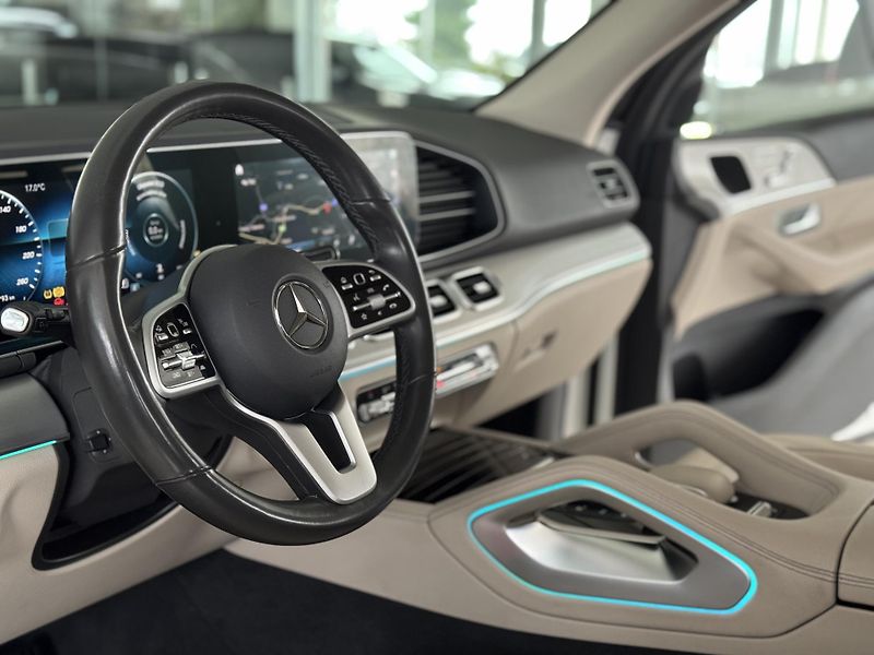Mercedes-Benz GLE 300d 4M*AMG*AirMatic*REZERVACE - fotka 10 z 38