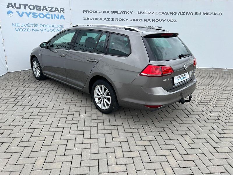 Volkswagen Golf Variant (2016) 1.2TSi LOUNGE Edition - fotka 6 z 33
