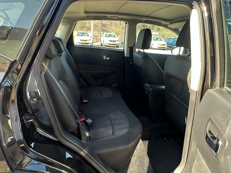 Nissan Qashqai 1.5 dCi Tempomat/ESP/1MAJ - fotka 17 z 30