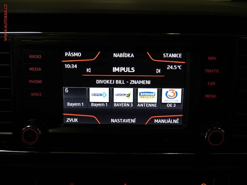 Seat Leon (2014) 2.0TDi, LED - fotka 14 z 23