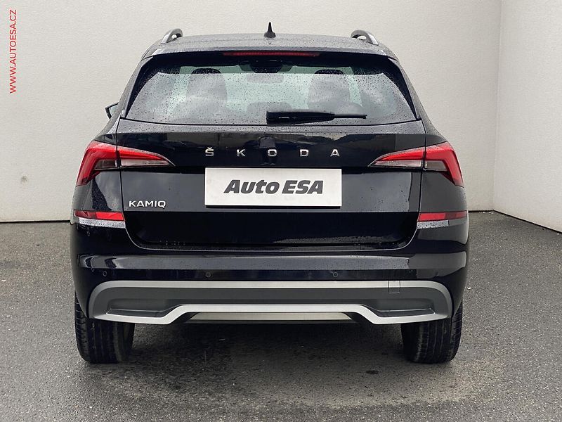 Škoda Kamiq (2021) 1.0 TSi, Ambition Plus - fotka 5 z 17
