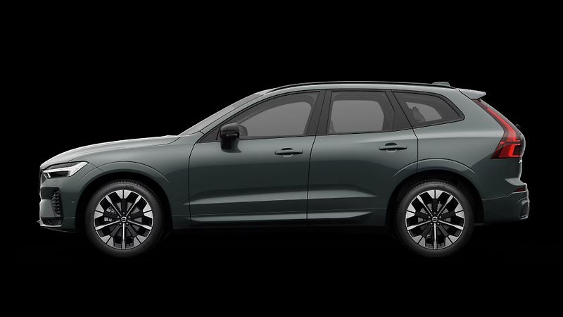 Volvo XC60 (2026) ULTRA DARK, B5 AWD, 184+10 kW - fotka 2 z 10