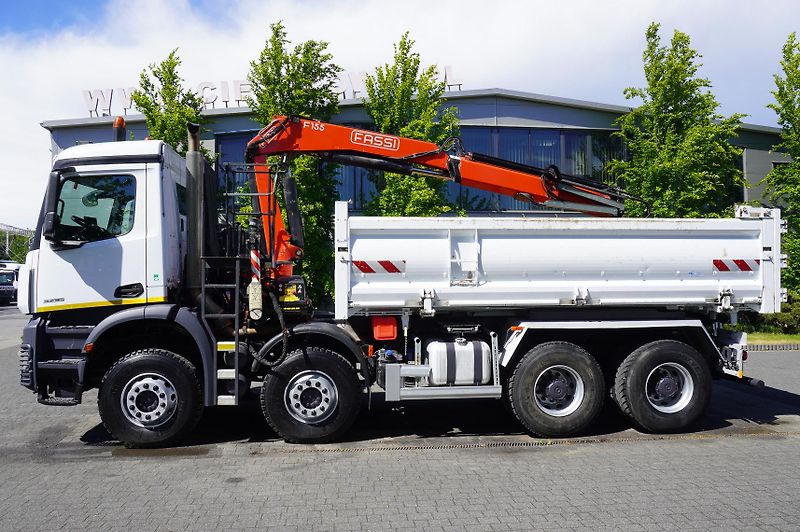 Mercedes-Benz (2020) Arocs 3236 8×4 / Crane Fassi - fotka 7 z 24