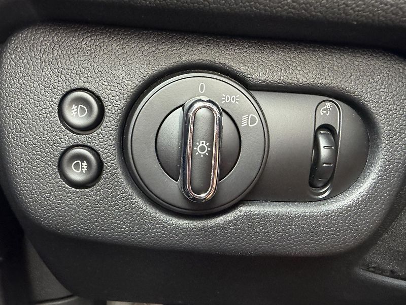 Mini Clubman 2.0 D LED NAVIGACE PANORAMA - fotka 17 z 43