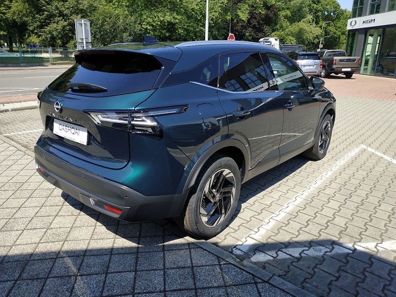 Nissan Qashqai 1.3T mHEV AT,4WD, ZADÁNO - fotka 5 z 25