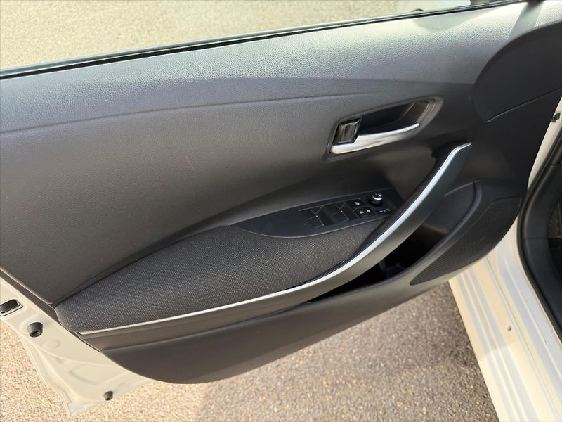 Toyota Corolla 1,5 Comfort, Automat - fotka 17 z 17