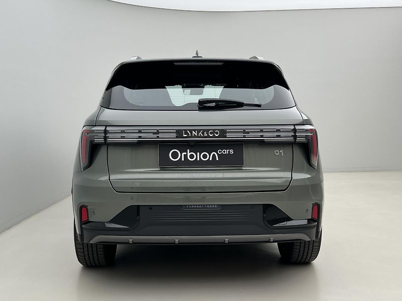 Lynk & Co 01 CORE PHEV AUT CZ 1.maj - fotka 11 z 48