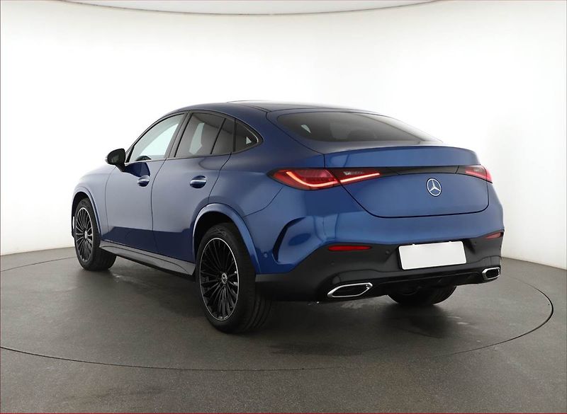 Mercedes-Benz GLC (2025) 220 d 4MATIC, AMG, Navigace - fotka 4 z 31