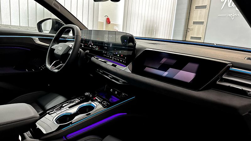 Audi A6 S-LINE / ZÁRUKA / TOP STAV - fotka 49 z 51