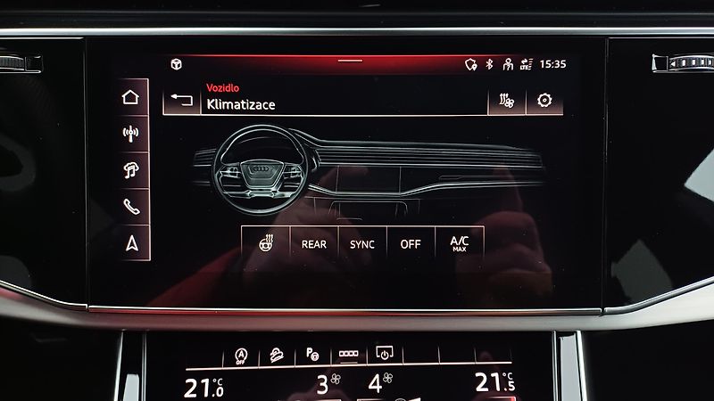 Audi Q8 S-LINE 210kW-WEBASTO-ČR-DPH- - fotka 19 z 25