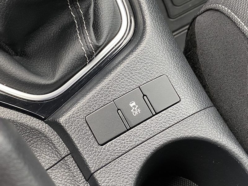Toyota Auris 1.6i, ČR, Active, záruka - fotka 26 z 30