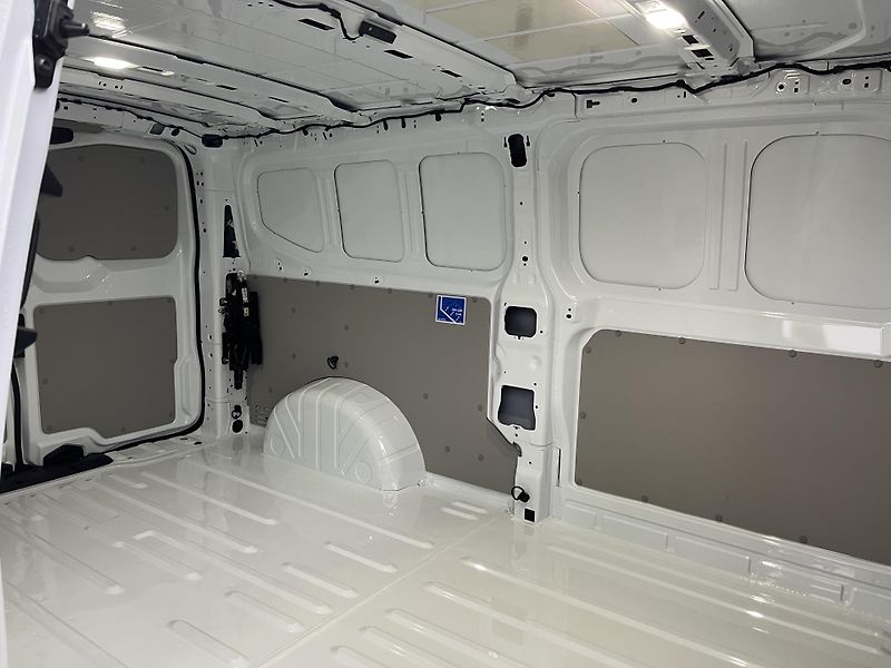 Volkswagen Transporter 2.0 TDI 110kW DR - fotka 21 z 21