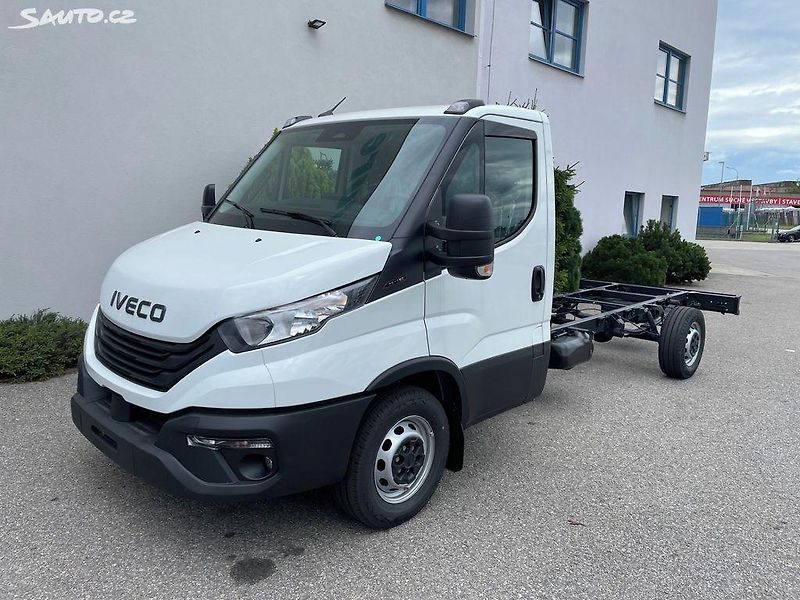 Iveco Daily (2026) 35S18H skladem ihned - fotka 1 z 5