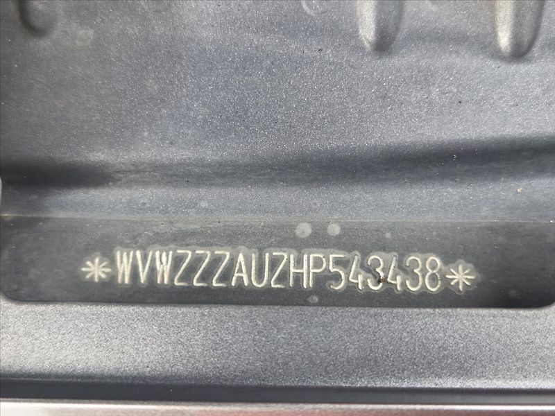 Volkswagen Golf 2,0 TDi 135kW DSG GTD ČR 2.maj - fotka 12 z 13