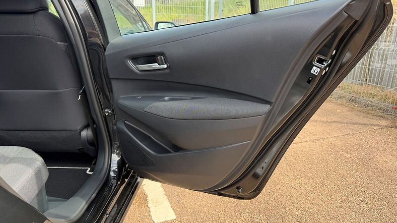 Toyota Corolla SD Comfort Tech dodání konec r - fotka 21 z 25