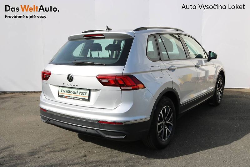 Volkswagen Tiguan (2022) 2.0 TDI, 110kW, DSG, LED - fotka 2 z 23