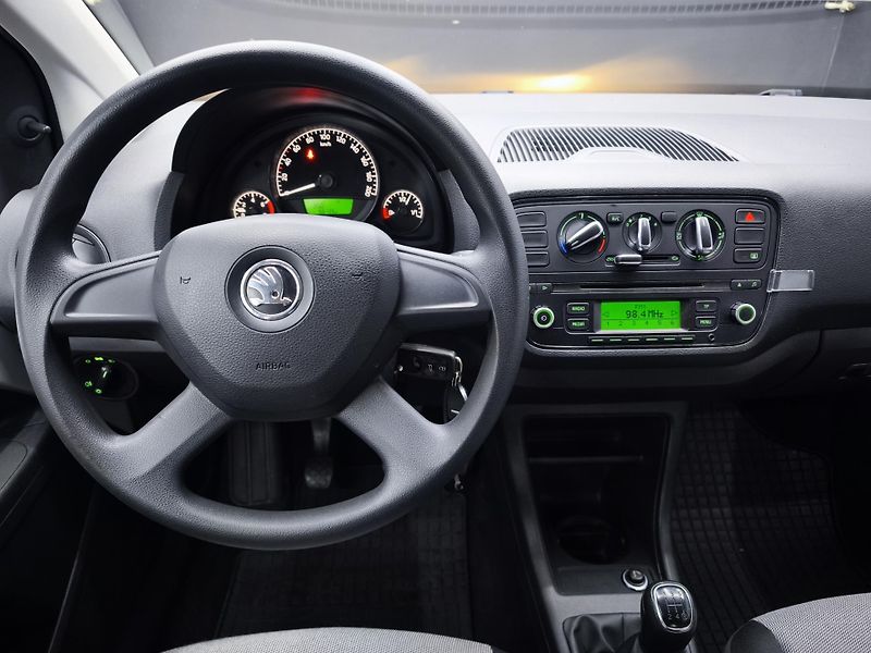 Škoda Citigo (2014) 44kw, klima, zim.pneu - fotka 23 z 29
