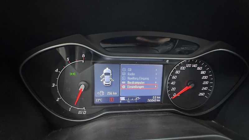 Ford Galaxy (2011) 7x míst  - fotka 7 z 8