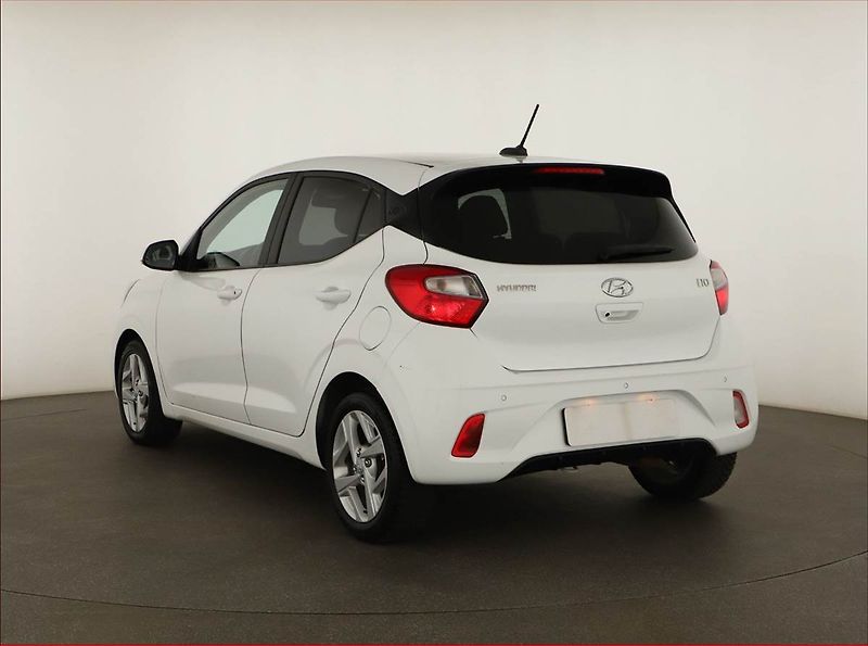 Hyundai i10 (2022) 1.0, Serv.kniha - fotka 4 z 13