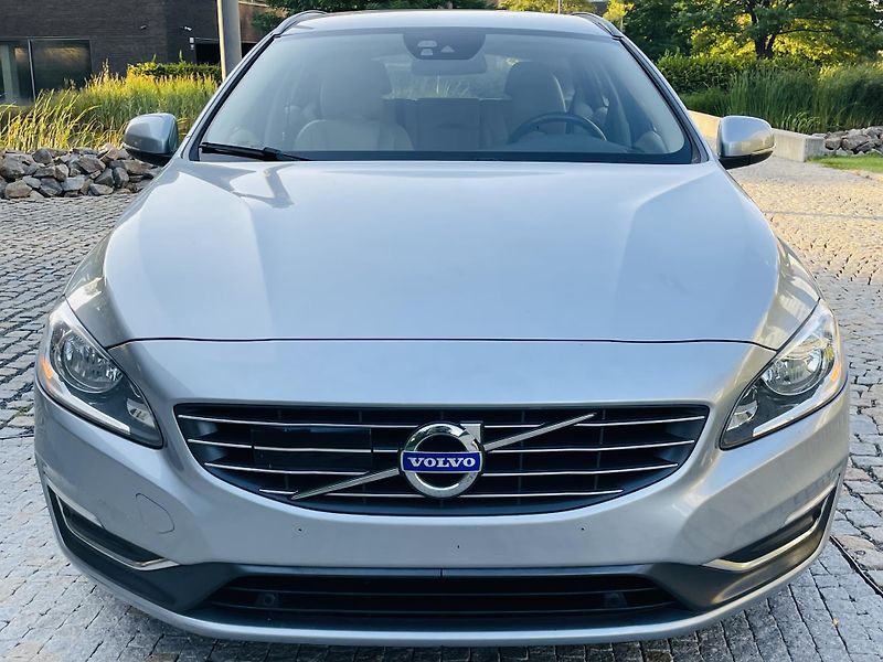 Volvo V60 2.0D4 5V AUTOMAT KAMERA TAŽNÉ - fotka 7 z 43