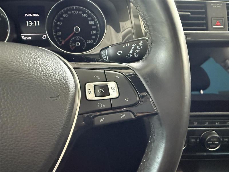 Volkswagen Golf 2,0   TDI 110kW,Comfortline - fotka 16 z 31