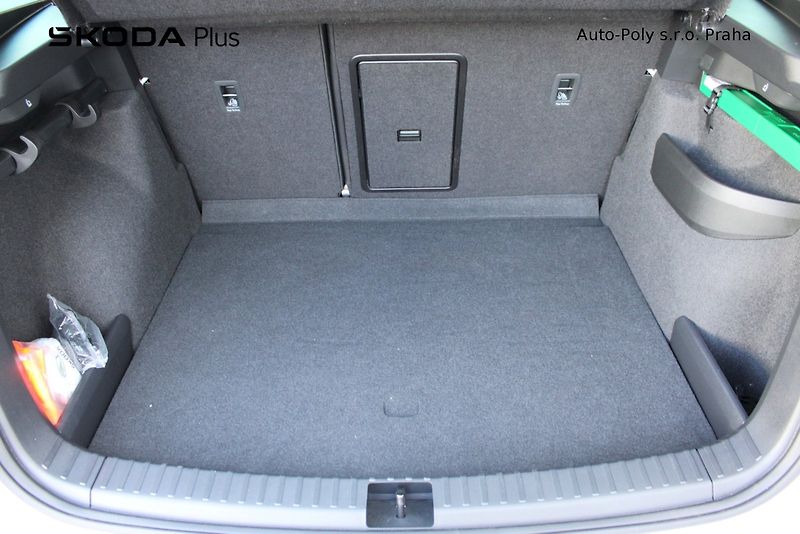 Škoda Karoq (2023) 2.0 TDI 110 kW Style - fotka 23 z 25