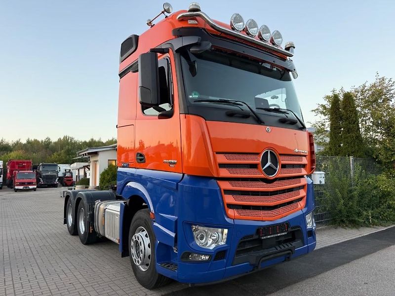 Mercedes-Benz Actros (2022) 2663 LS 6x4 tahač 68t hydr. - fotka 4 z 22