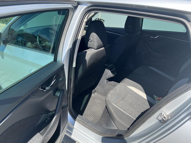 Škoda Scala (2021) 1,5TSi 110kW STYLE - fotka 26 z 34