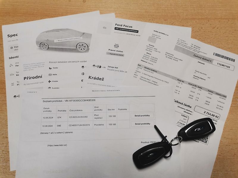 Ford Focus (2018) 1.5i EB 110kw Titanium AUT Xen - fotka 20 z 29