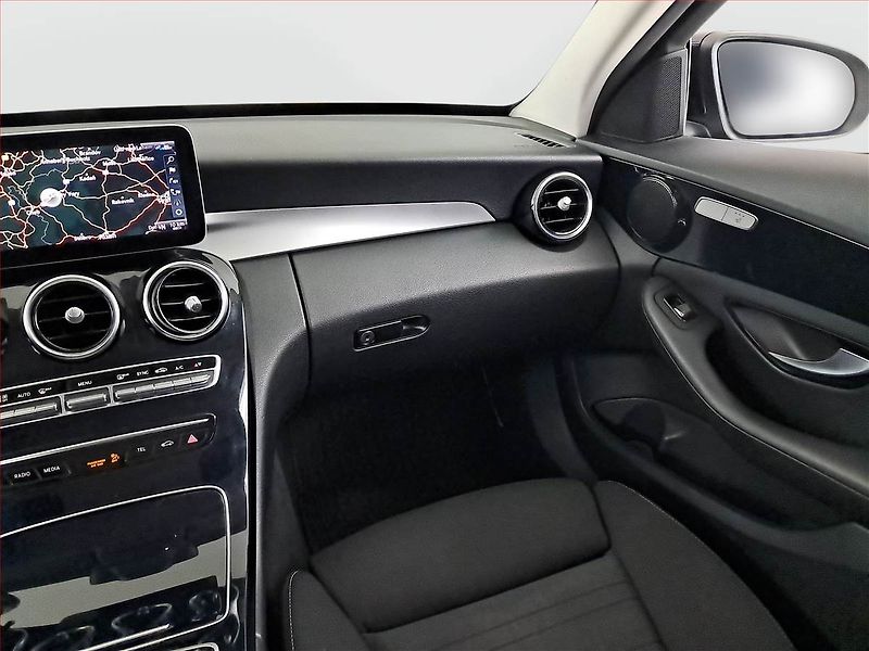 Mercedes-Benz Třídy C (2018) C 200 d, Automat, Serv.kniha - fotka 8 z 20