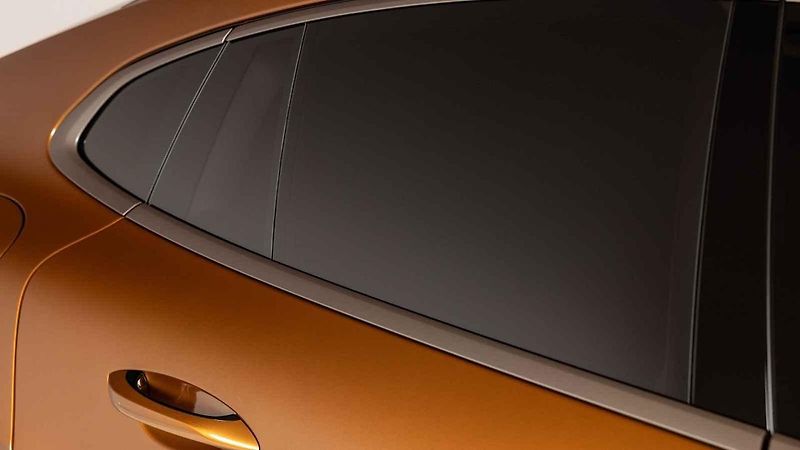 Česká premiéra Porsche Panamera v pražském bytě