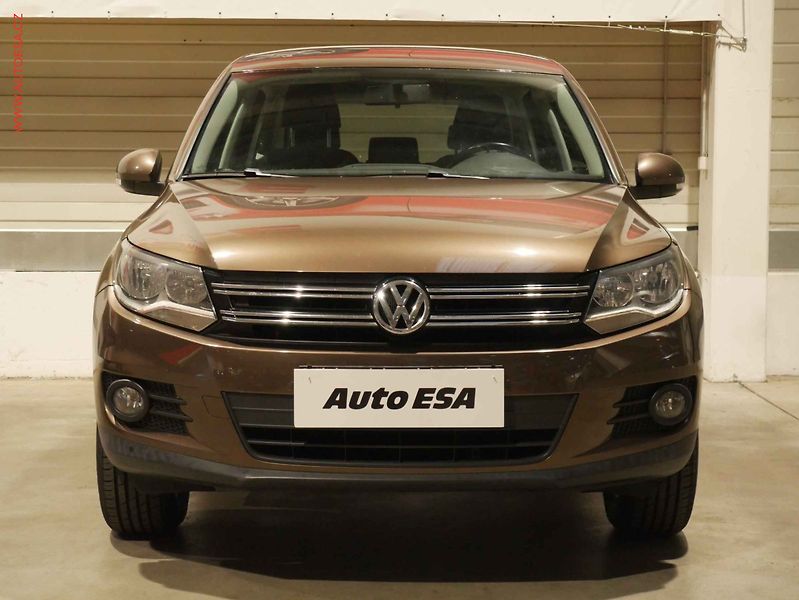 Volkswagen Tiguan (2011) 1.4 TSI, ČR, AC, temp - fotka 2 z 20