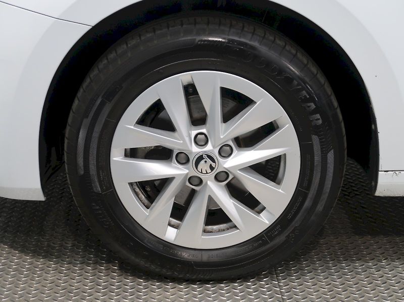 Škoda Fabia (2023) STYLE 1.0TSI 81KW - fotka 12 z 36