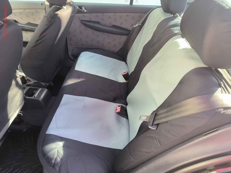 Škoda Fabia (2001) 1.4i 16V, ČR, AC, TZ - fotka 10 z 14