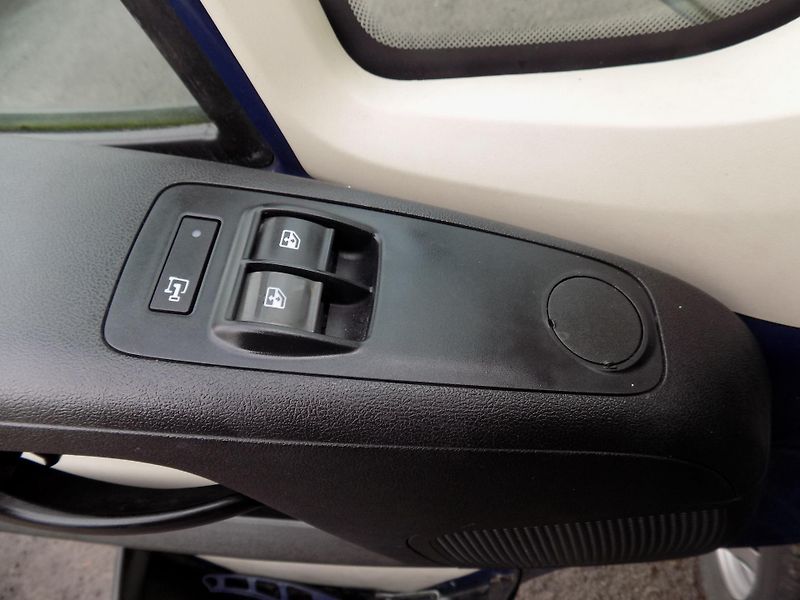 Fiat Ducato (2013) 2,3 96KW CHLADÍCÍ 0° C MAXI - fotka 15 z 42