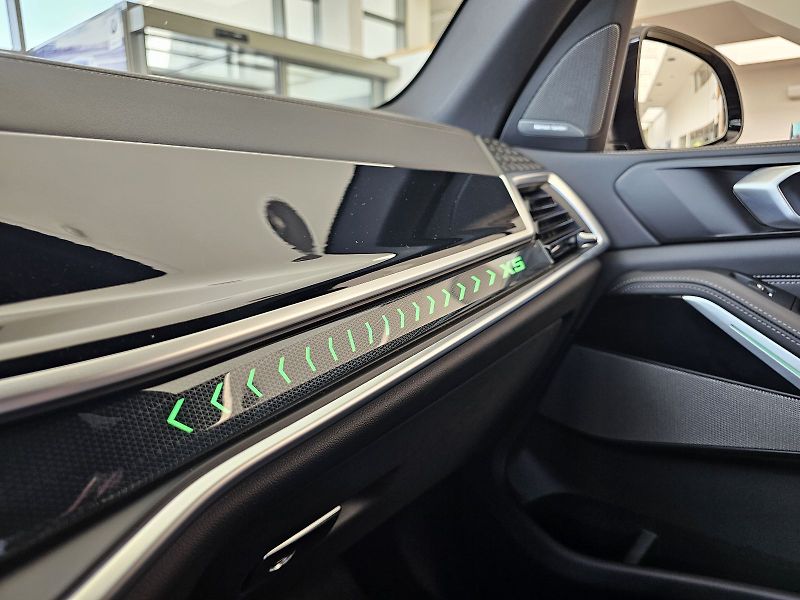 BMW X5 xDrive 30d - fotka 35 z 36