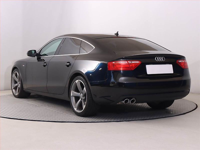 Audi A5 (2015) 2.0 TDI, Automat, Navi - fotka 4 z 20