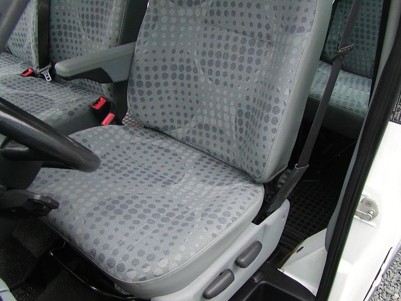 Ford Transit (2011) 2.2TDCi, 6MÍST, 350L,196TIS.KM - fotka 25 z 50