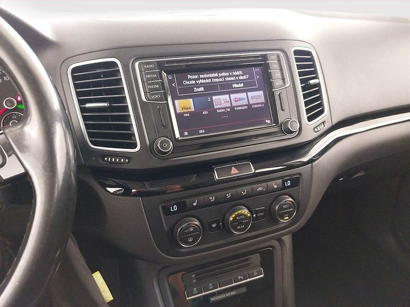 Volkswagen Sharan (2017) 2.0 TDI BMT, Automat, Kůže - fotka 12 z 22