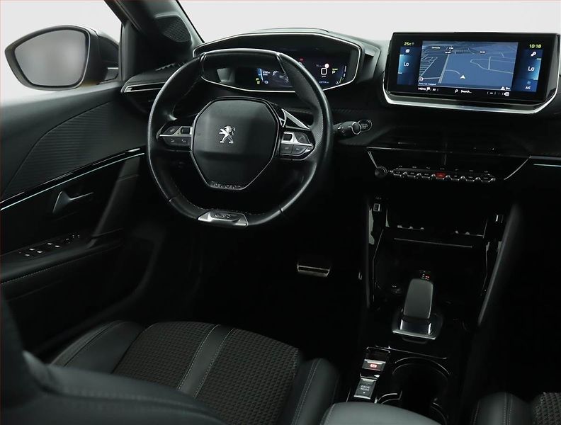 Peugeot 208 (2021) GT Pack 50 kWh, SoH 90% - fotka 7 z 18