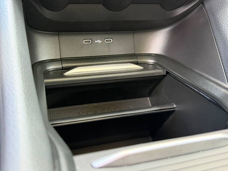 Škoda Kodiaq Exclusive Selection 2,0 TDI 14 - fotka 36 z 42