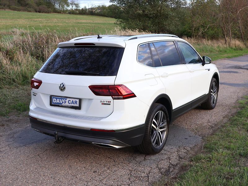 Volkswagen Tiguan Allspace 2,0 TSI 162kW DSG 4M LED 1.Maj - fotka 7 z 35