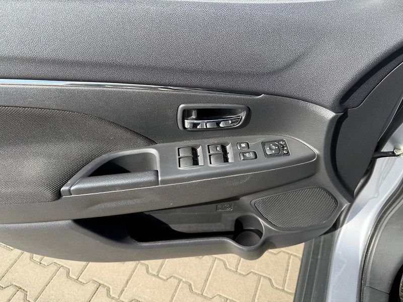 Citroën C4 Aircross 1.6 HDi Tendance 4WD - fotka 12 z 26