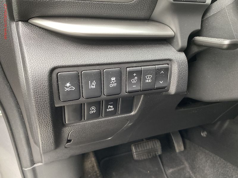 Mitsubishi Eclipse Cross (2018) 1.5T-MiVEC 2WD, Edition, AT - fotka 14 z 18