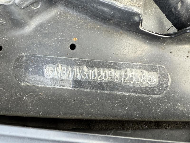 BMW Řada 1 M135i xDRIVE NAVI H/K LED KŮŽE - fotka 44 z 44