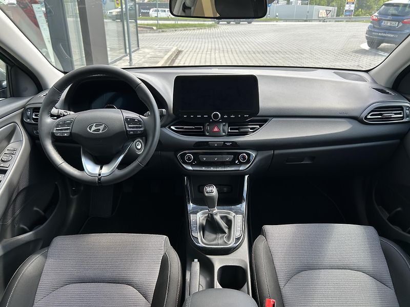 Hyundai i30 26 WG 1,0 T-GDI MT SMART - fotka 10 z 32